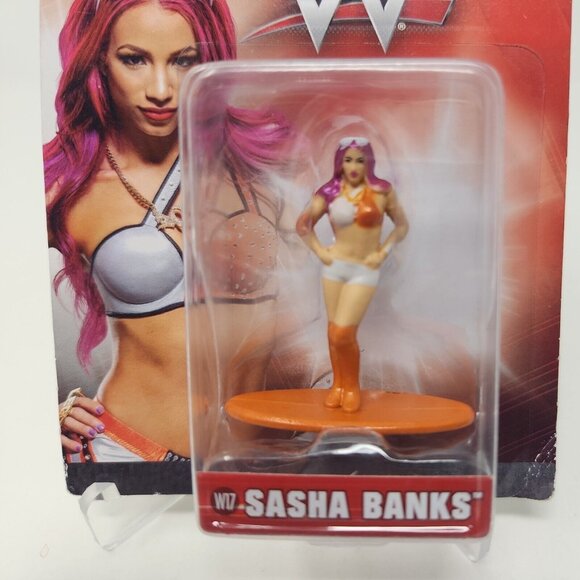 WWE Sasha Banks Nano Metalfigs Mini Figure 1.65" Jada Toys 2017 (n) - Picture 2 of 7